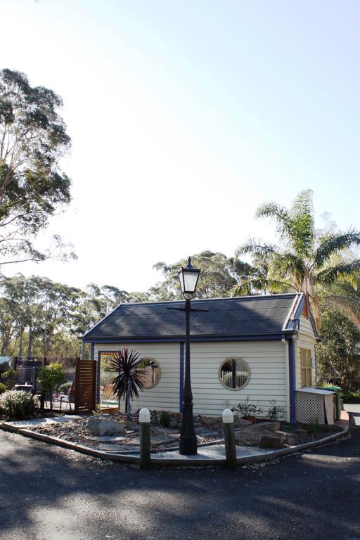 Waverley House Cottages Lakes Entrance Exterior photo