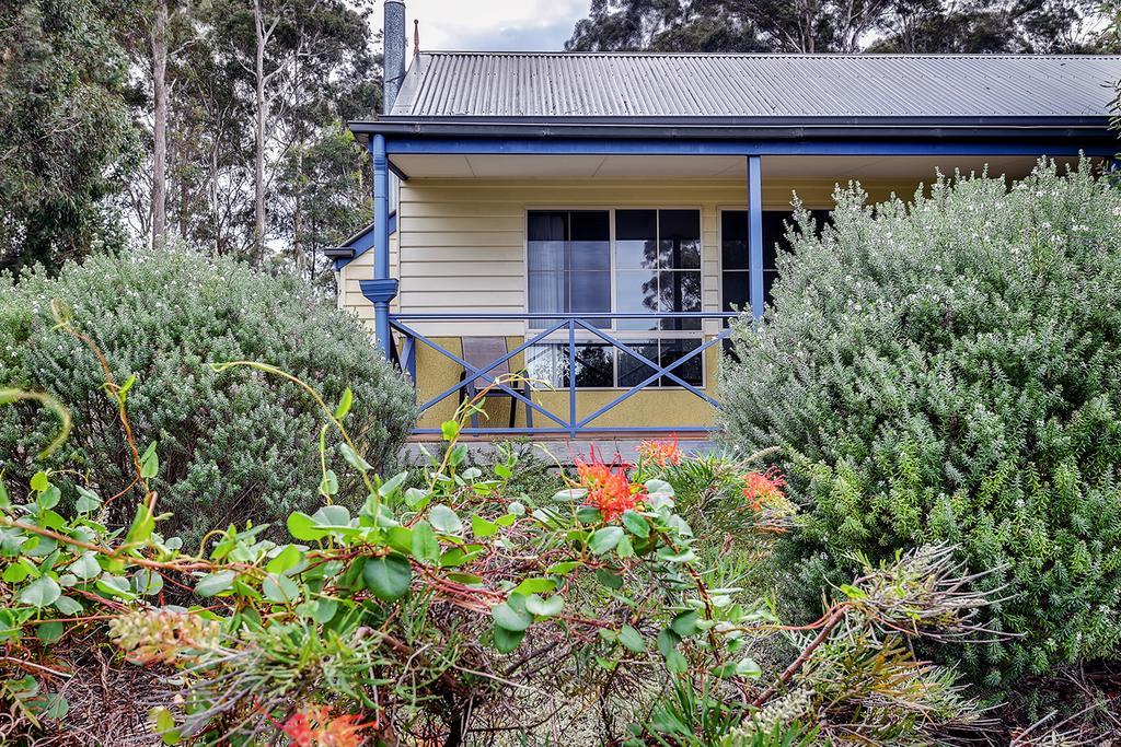 Waverley House Cottages Lakes Entrance Exterior photo